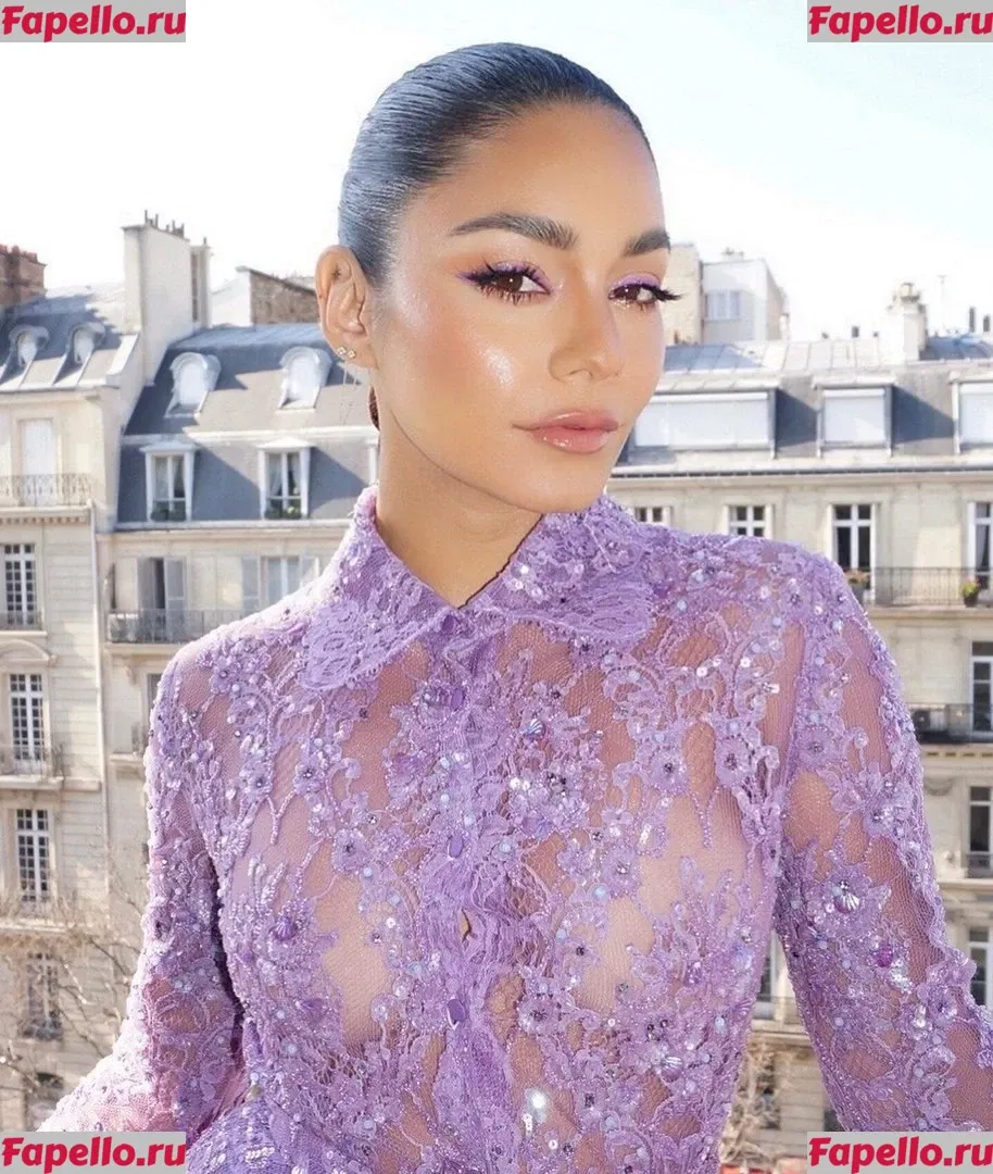 Vanessa Hudgens Onlyfans Photo Gallery 