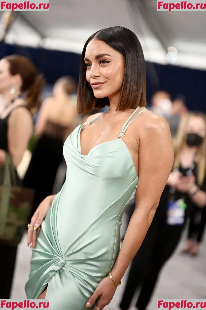 Vanessa Hudgens Onlyfans Photo Gallery 