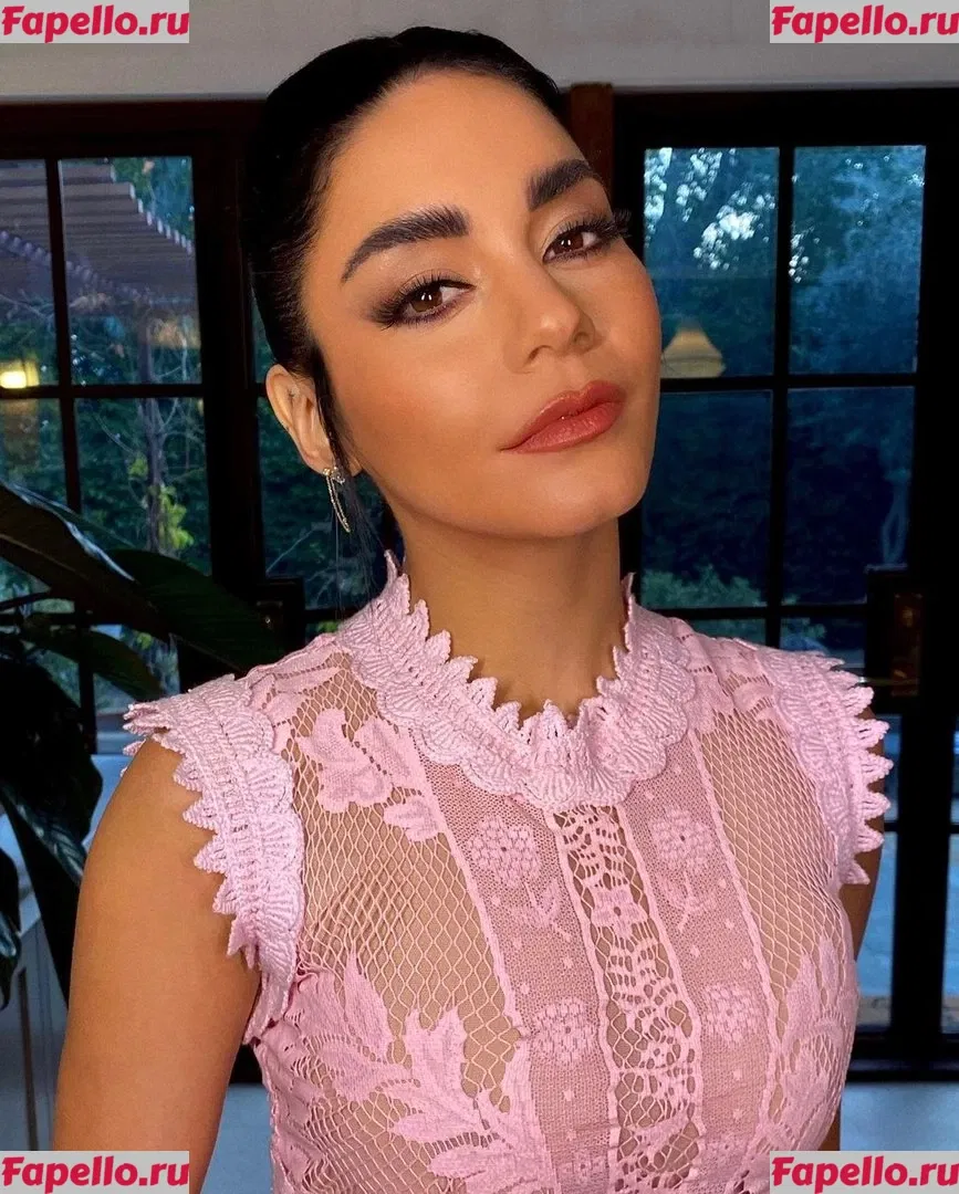 Vanessa Hudgens Onlyfans Photo Gallery 
