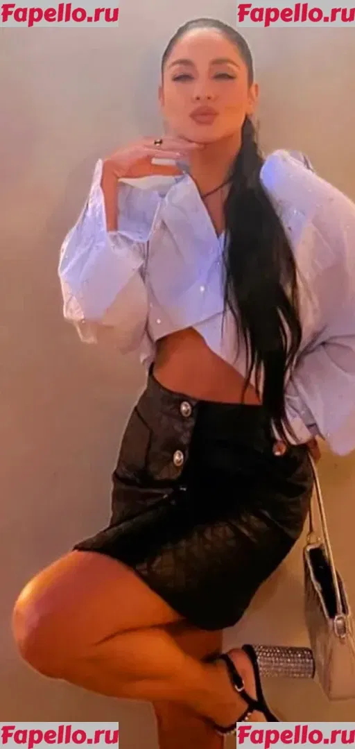Vanessa Hudgens Onlyfans Photo Gallery 