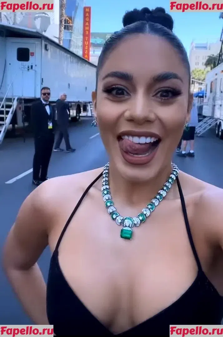 Vanessa Hudgens Onlyfans Photo Gallery 