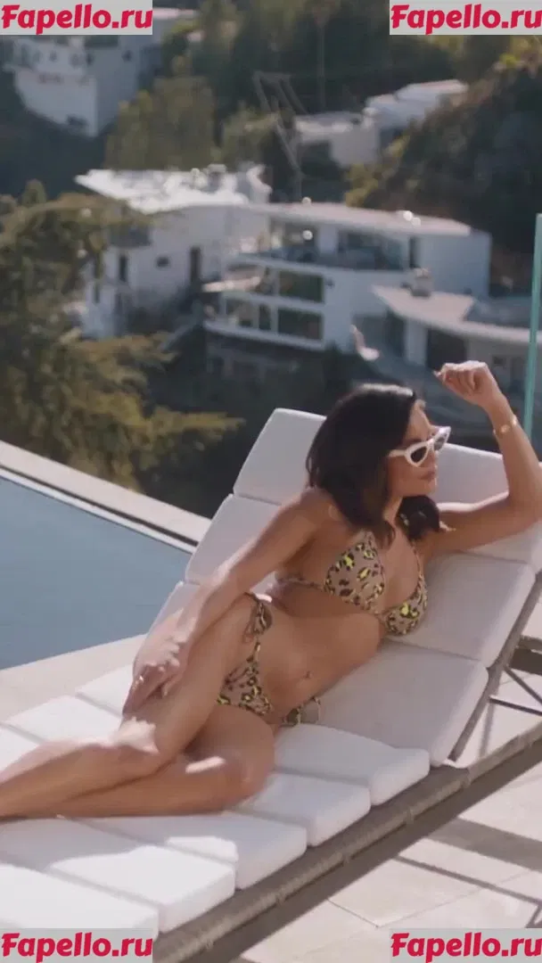 Vanessa Hudgens Onlyfans Photo Gallery 