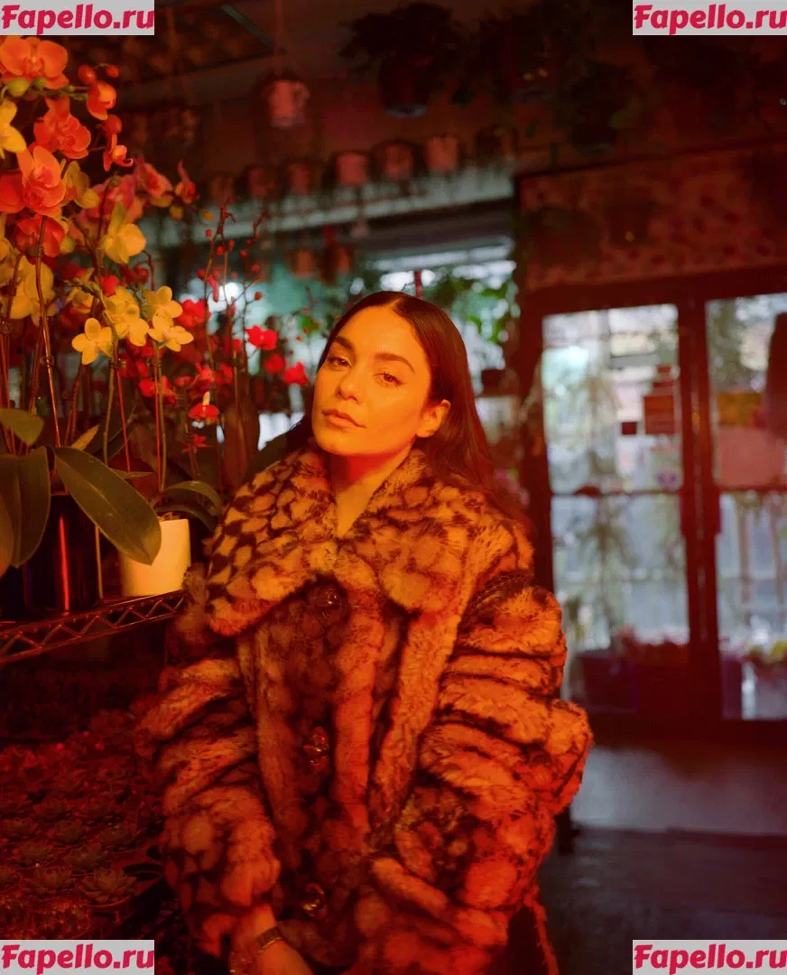 Vanessa Hudgens Onlyfans Photo Gallery 