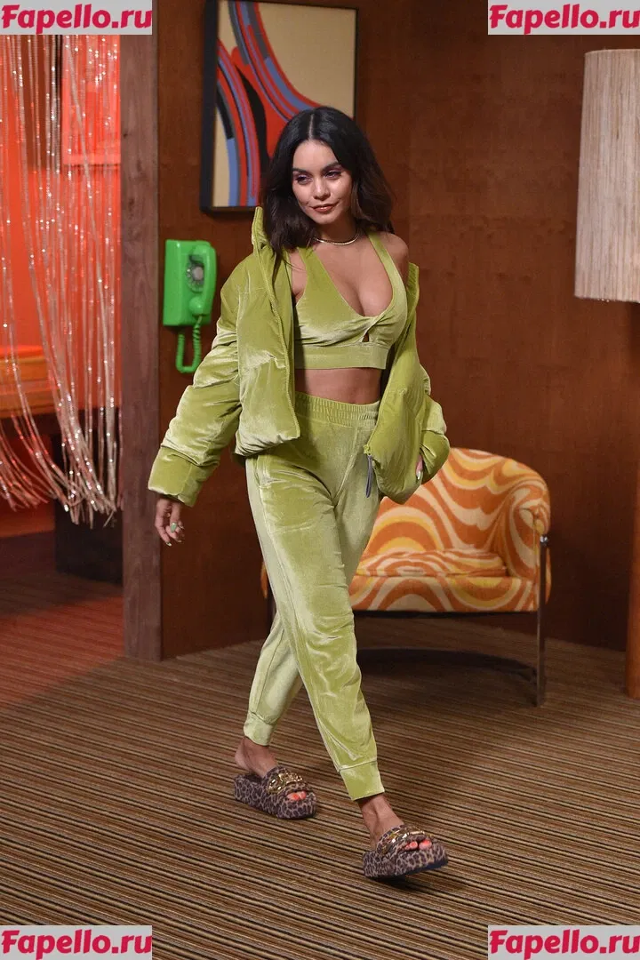 Vanessa Hudgens Onlyfans Photo Gallery 