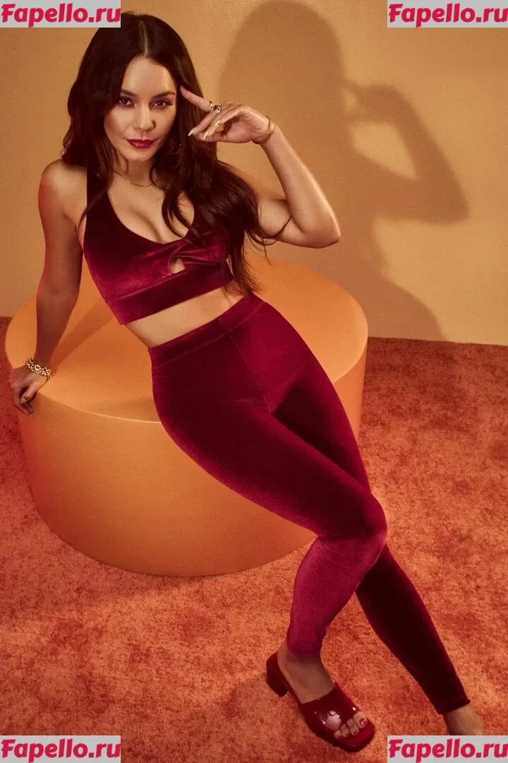Vanessa Hudgens Onlyfans Photo Gallery 