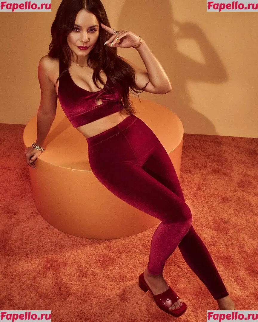 Vanessa Hudgens Onlyfans Photo Gallery 