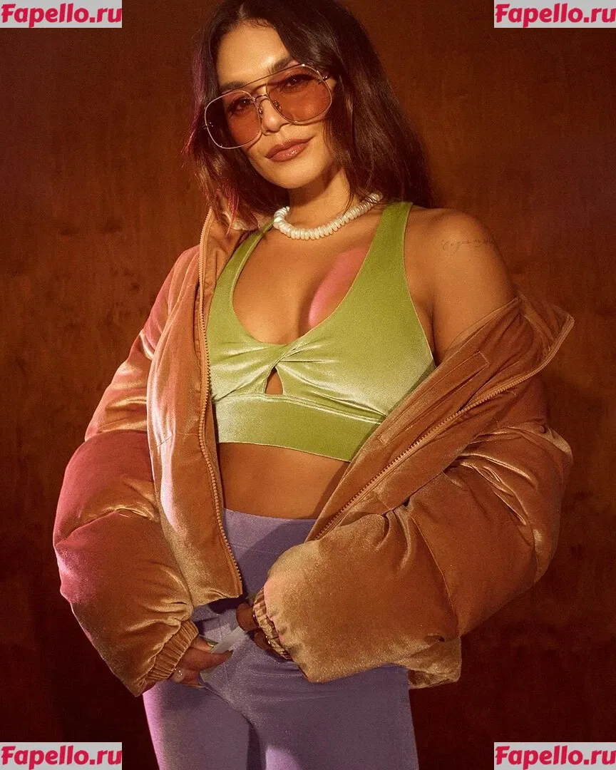 Vanessa Hudgens Onlyfans Photo Gallery 