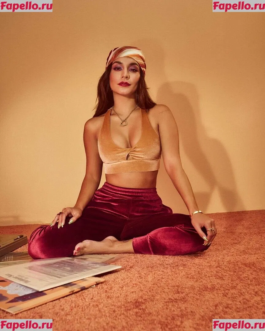 Vanessa Hudgens Onlyfans Photo Gallery 