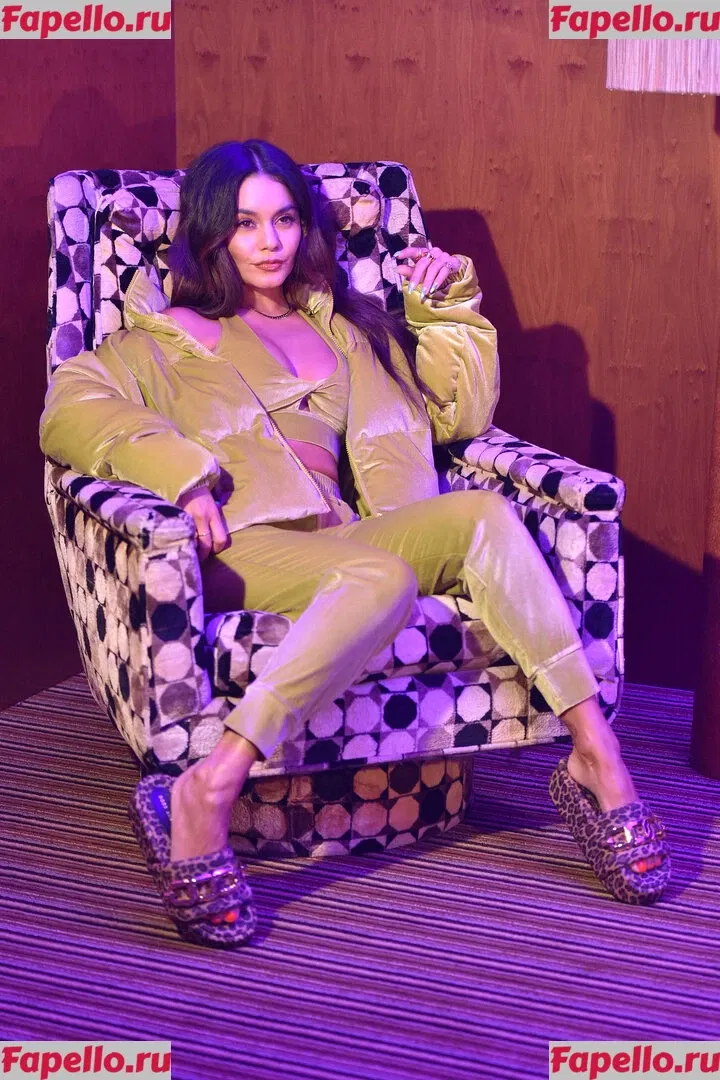 Vanessa Hudgens Onlyfans Photo Gallery 