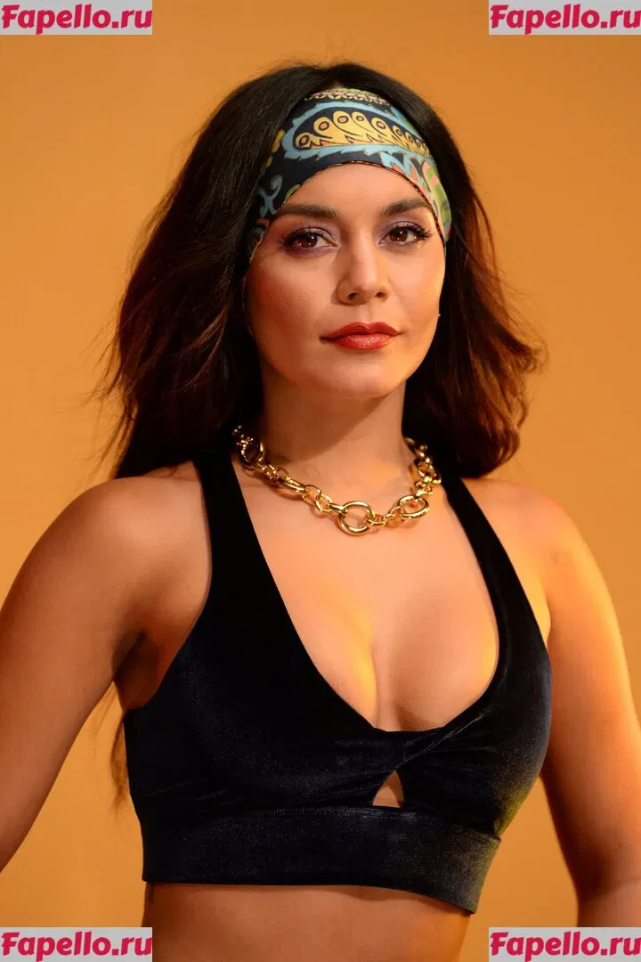 Vanessa Hudgens Onlyfans Photo Gallery 