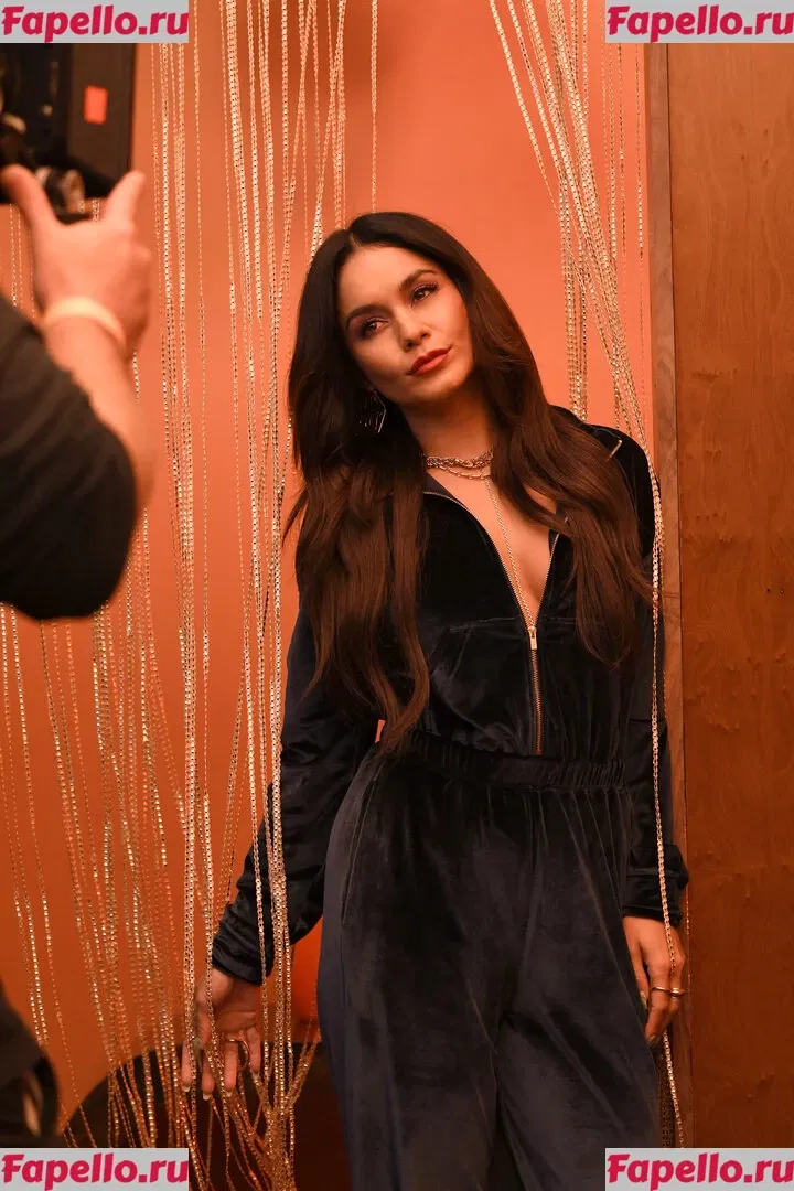 Vanessa Hudgens Onlyfans Photo Gallery 
