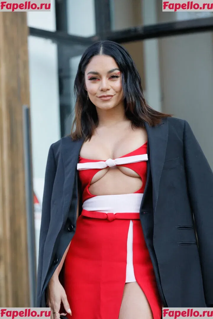 Vanessa Hudgens Onlyfans Photo Gallery 