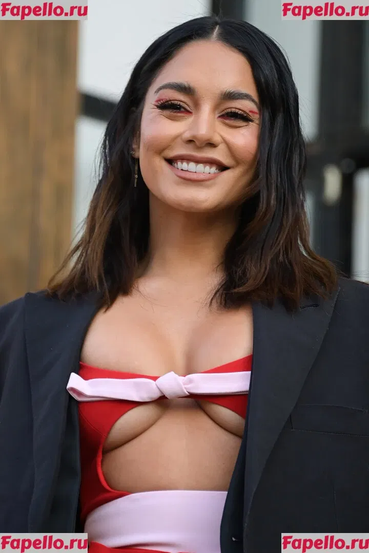 Vanessa Hudgens Onlyfans Photo Gallery 