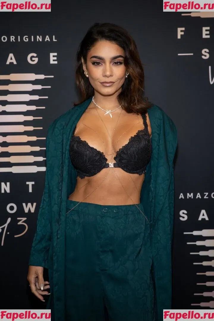 Vanessa Hudgens Onlyfans Photo Gallery 
