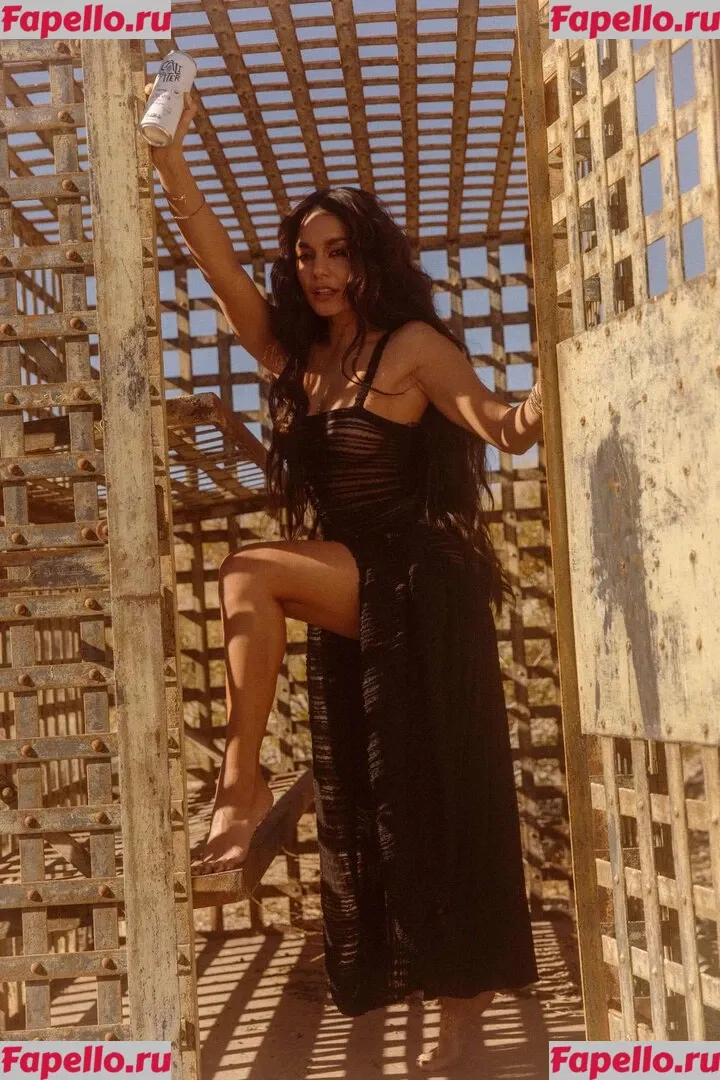 Vanessa Hudgens Onlyfans Photo Gallery 