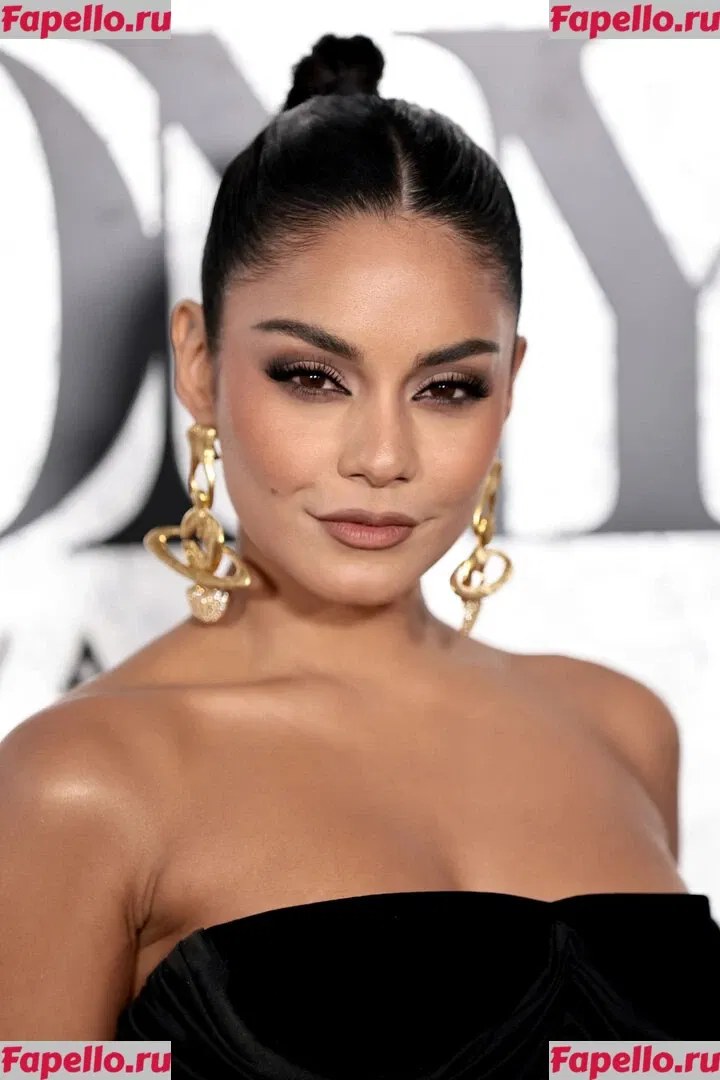 Vanessa Hudgens Onlyfans Photo Gallery 