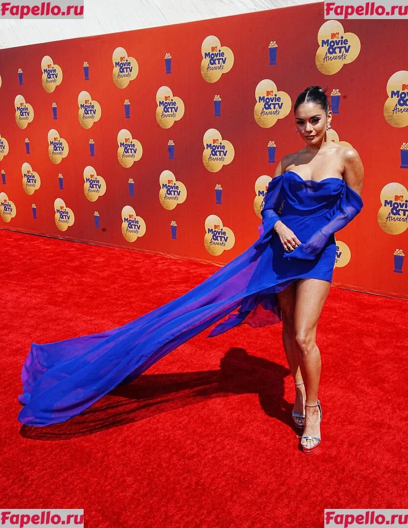 Vanessa Hudgens Onlyfans Photo Gallery 
