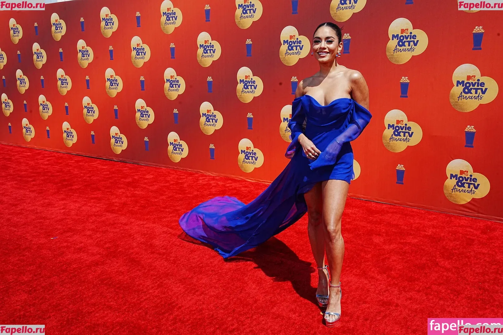 Vanessa Hudgens Onlyfans Photo Gallery 