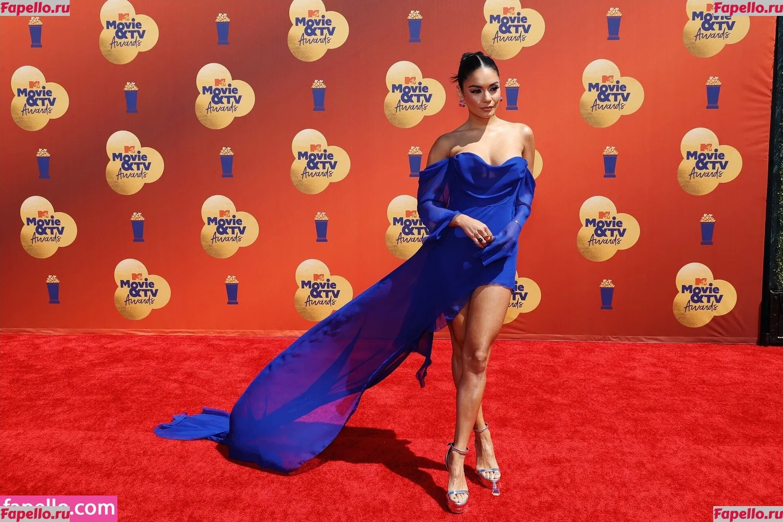 Vanessa Hudgens Onlyfans Photo Gallery 