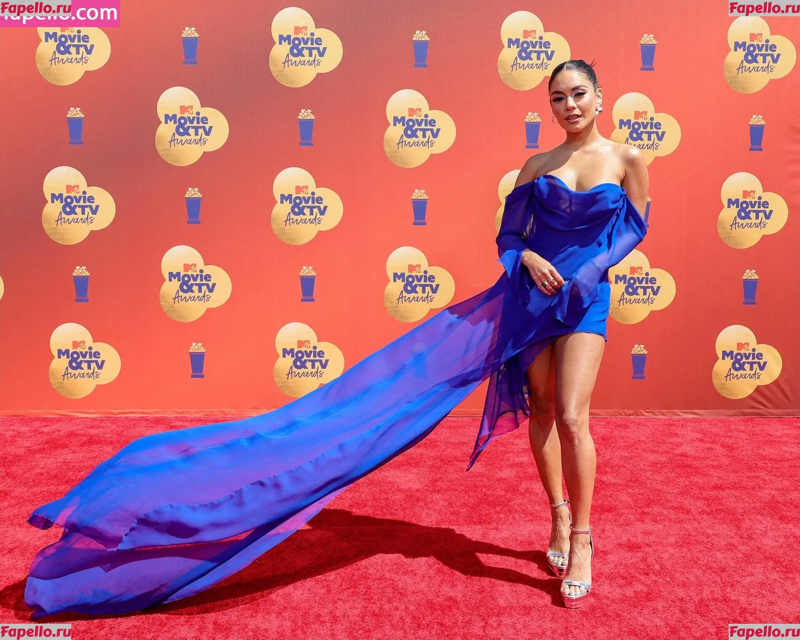 Vanessa Hudgens Onlyfans Photo Gallery 