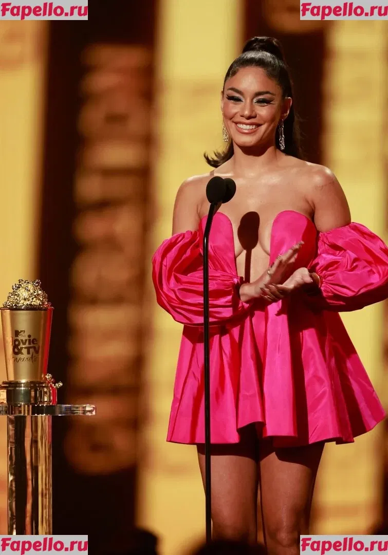Vanessa Hudgens Onlyfans Photo Gallery 