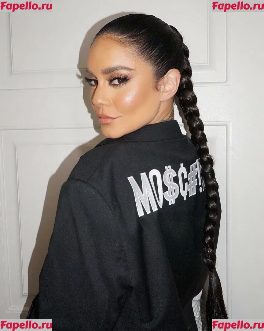 Vanessa Hudgens Onlyfans Photo Gallery 