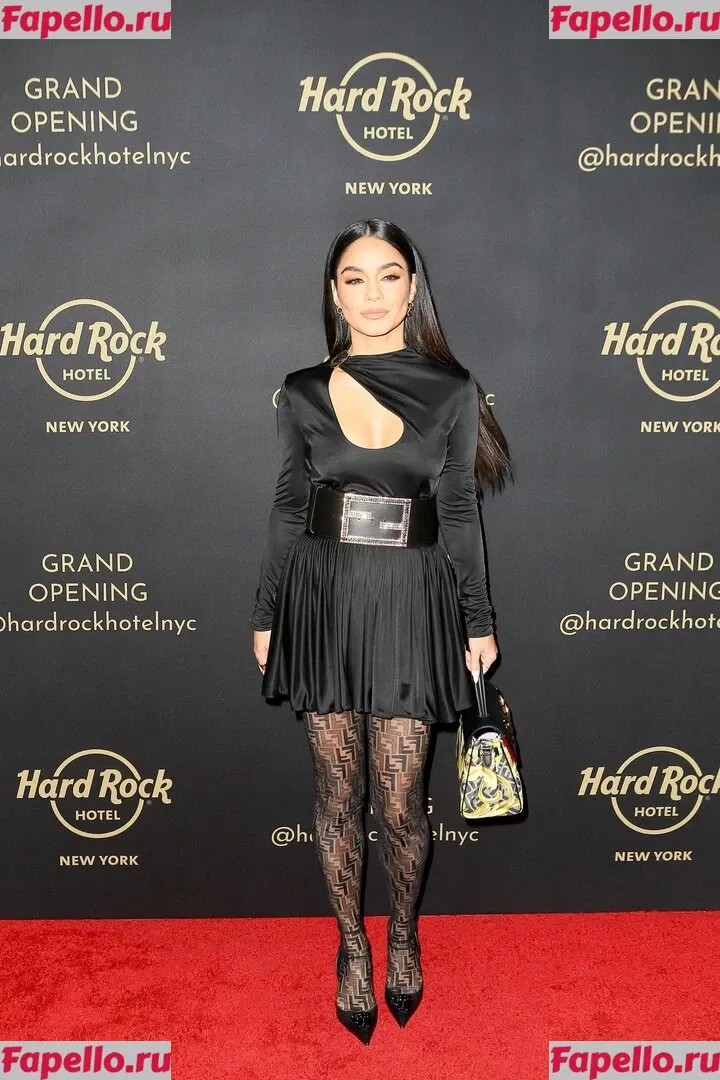 Vanessa Hudgens Onlyfans Photo Gallery 