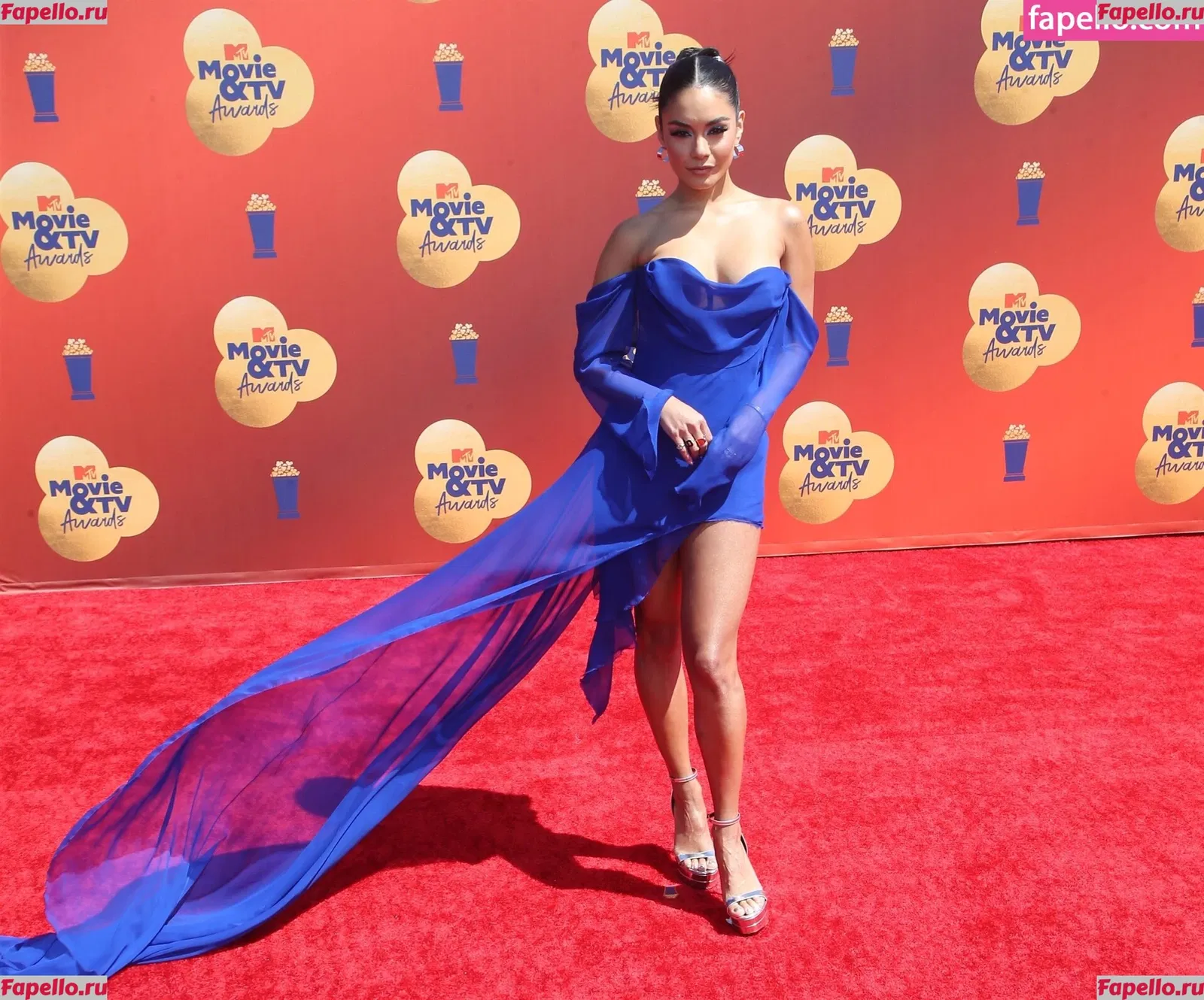 Vanessa Hudgens Onlyfans Photo Gallery 