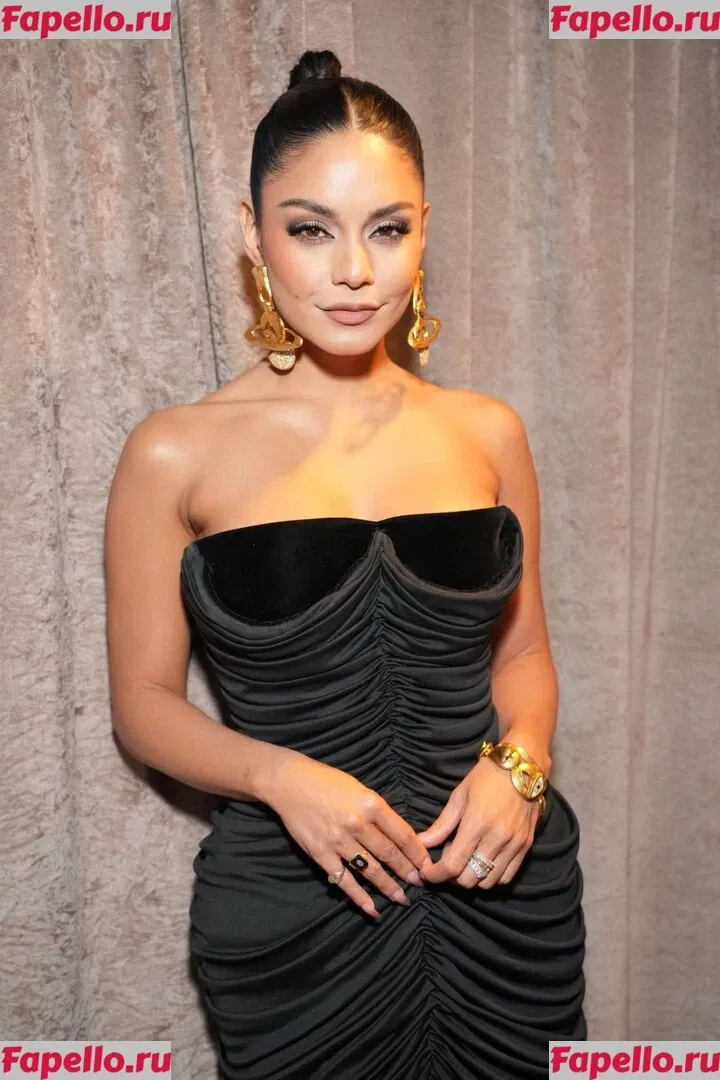 Vanessa Hudgens Onlyfans Photo Gallery 