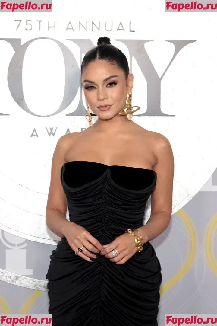 Vanessa Hudgens Onlyfans Photo Gallery 
