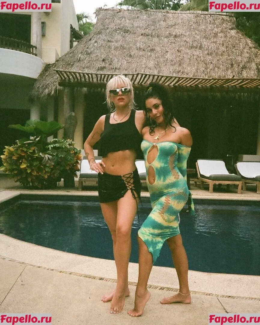 Vanessa Hudgens Onlyfans Photo Gallery 