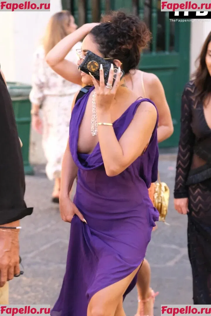 Vanessa Hudgens Onlyfans Photo Gallery 