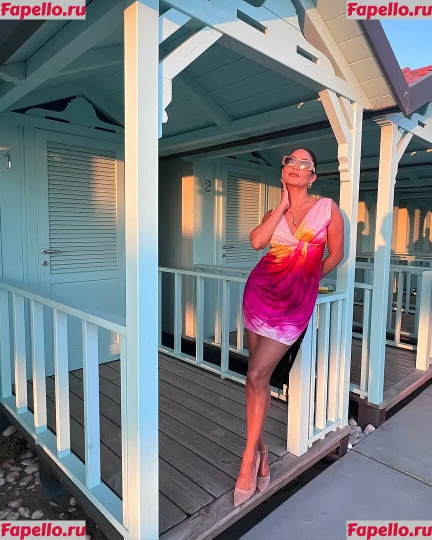 Vanessa Hudgens Onlyfans Photo Gallery 