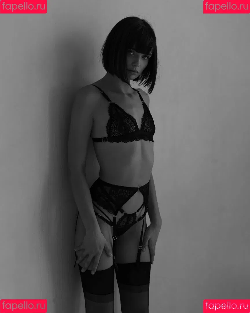 Marie Grippon Onlyfans Photo Gallery 