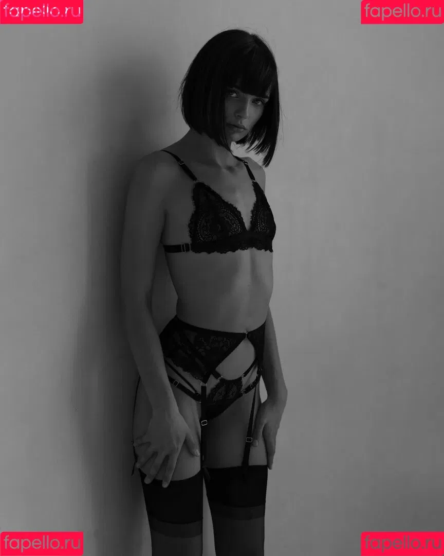 Marie Grippon Onlyfans Photo Gallery 
