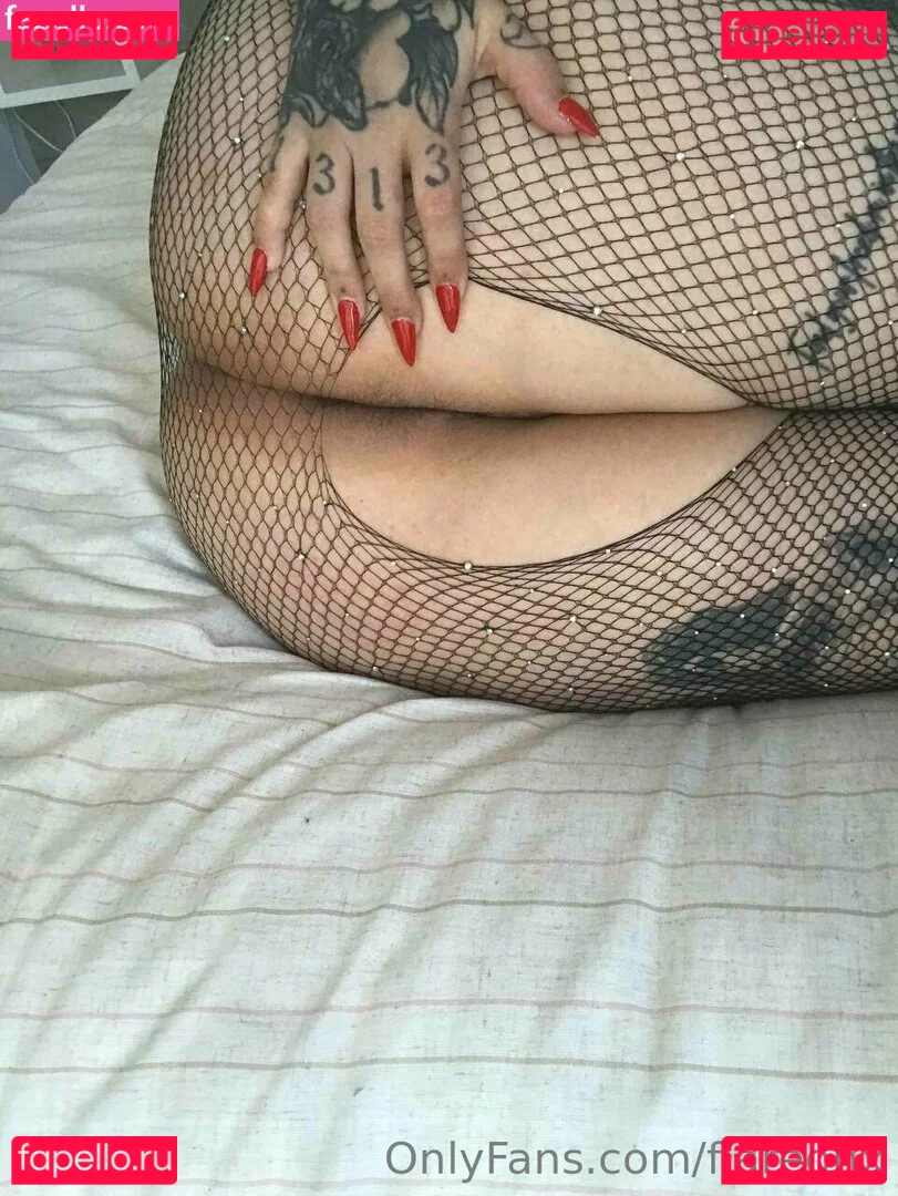 flareonx Onlyfans Photo Gallery 