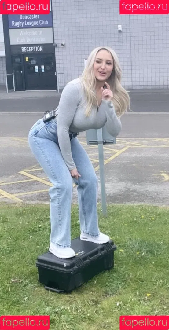 Emma Jones Onlyfans Photo Gallery 