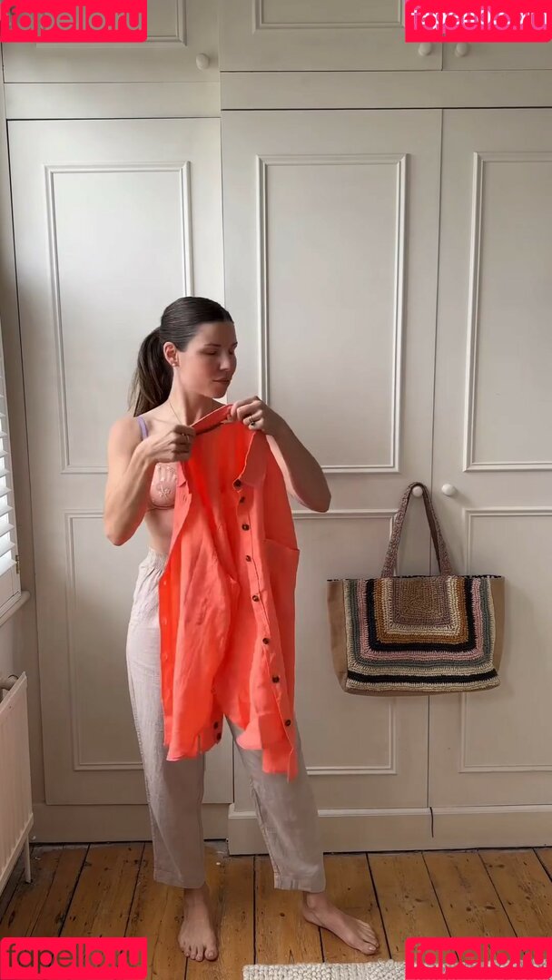 Manon Lagreve Nude Onlyfans Photo 10
