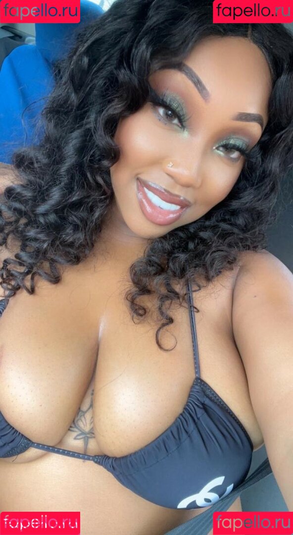 Amilli Monroe Onlyfans Photo Gallery 