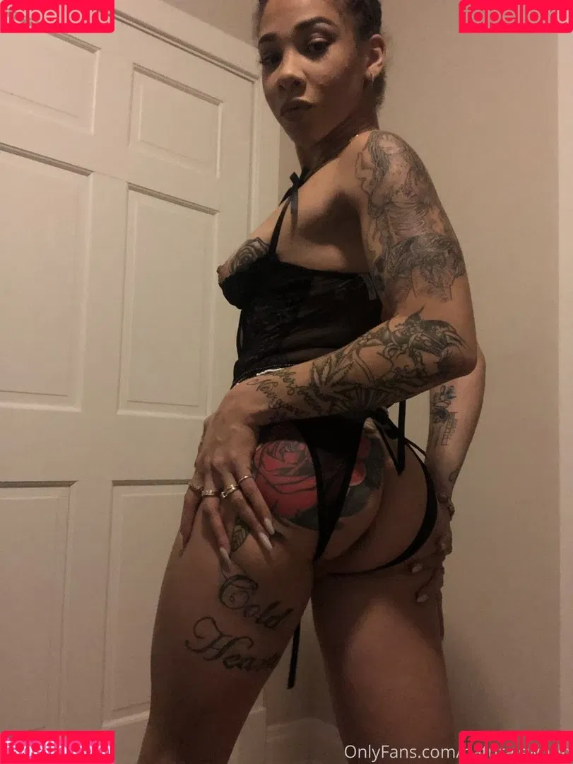 Naturalsworld Onlyfans Photo Gallery 