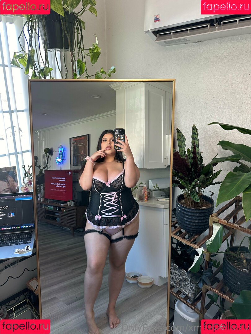 mamacitvizzy Onlyfans Photo Gallery 