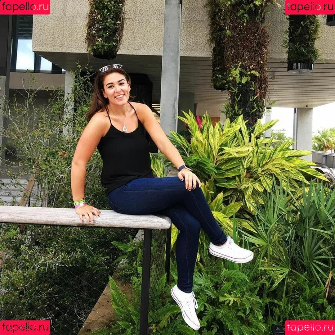 Cassidy Daiagi Onlyfans Photo Gallery 
