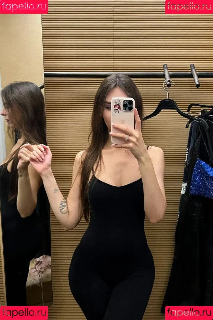 Vika Mednis Onlyfans Photo Gallery 