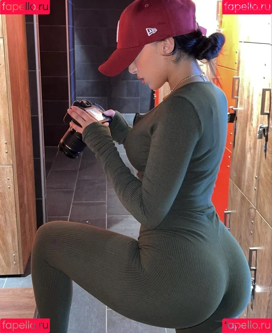 Akirayass Onlyfans Photo Gallery 