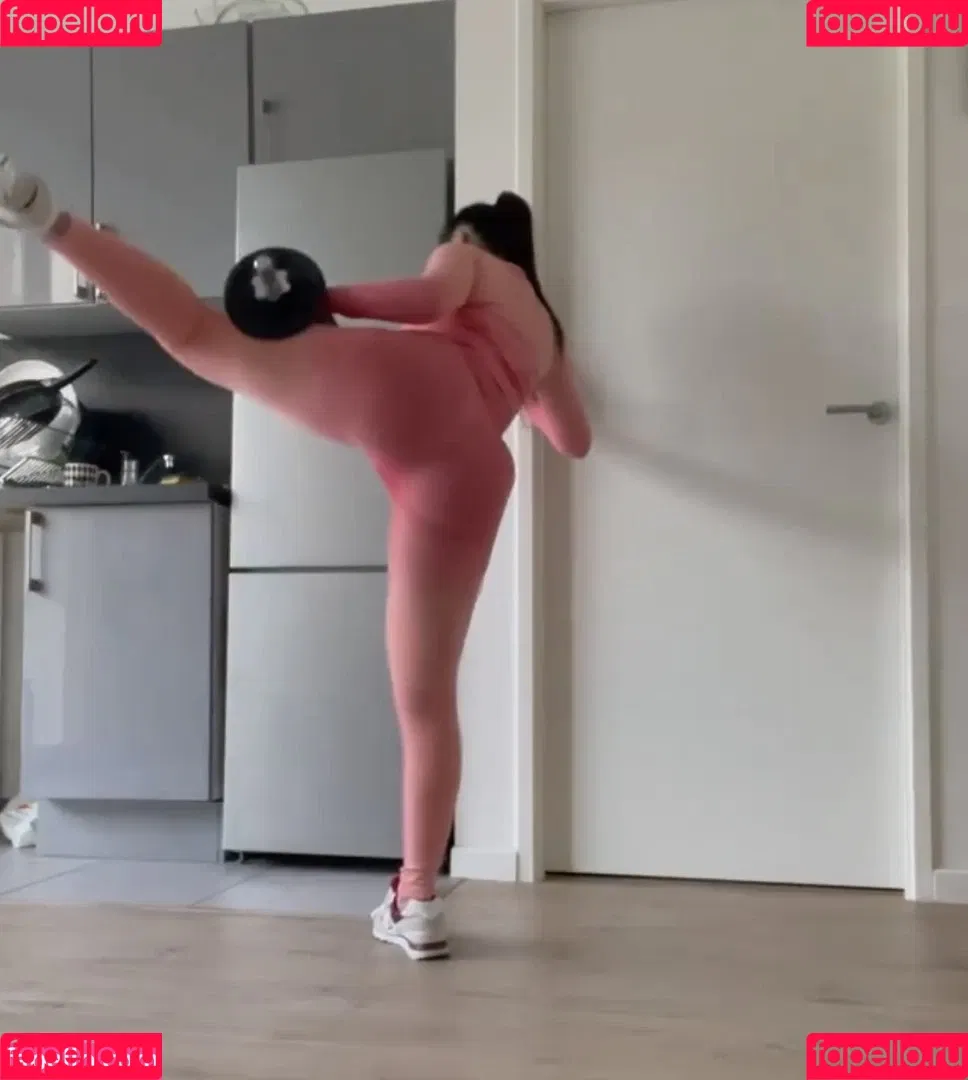 Akirayass Onlyfans Photo Gallery 