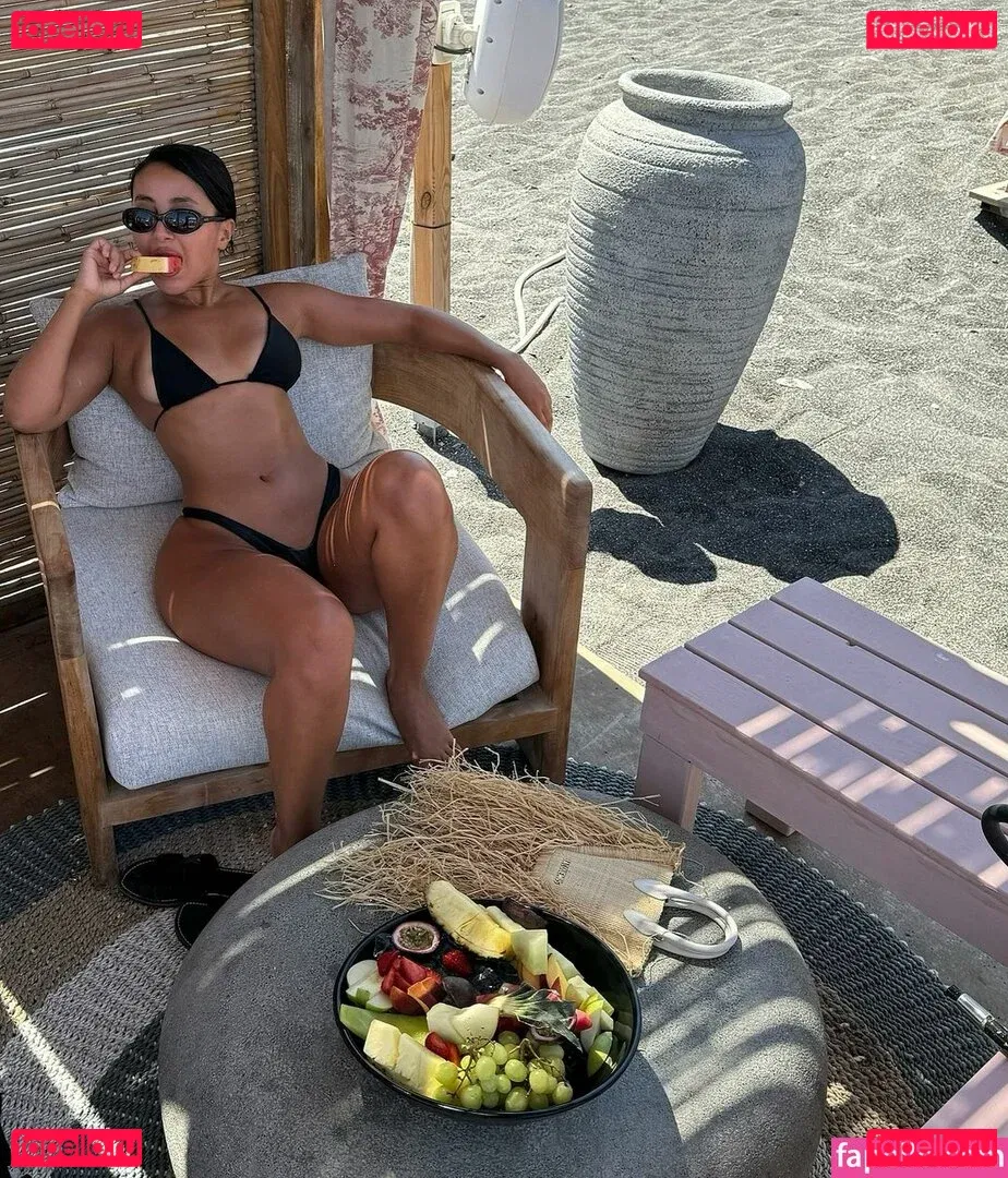 Akirayass Onlyfans Photo Gallery 