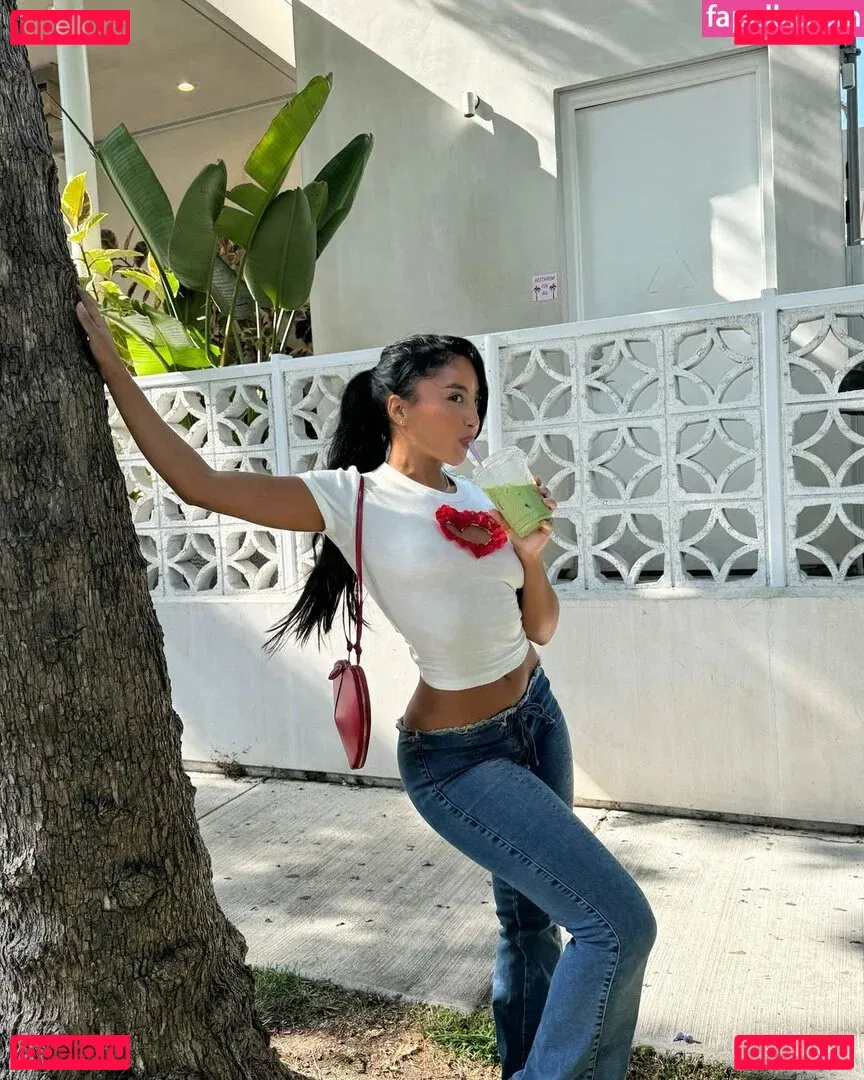 Akirayass Onlyfans Photo Gallery 