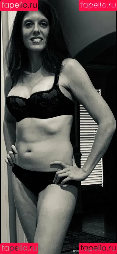 bustybrooke1 Onlyfans Photo Gallery 