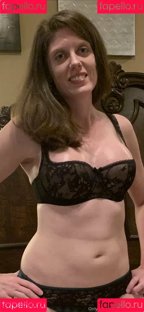 bustybrooke1 Onlyfans Photo Gallery 