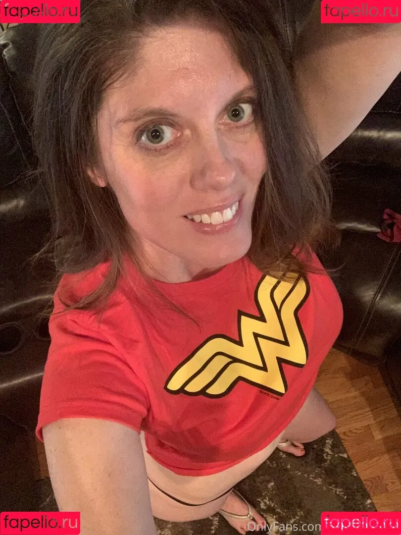 bustybrooke1 Onlyfans Photo Gallery 